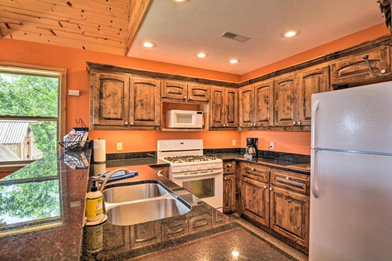 יוריקה ספרינגס Spacious Log Cabin With Fire Pit And Game Room! מראה חיצוני תמונה
