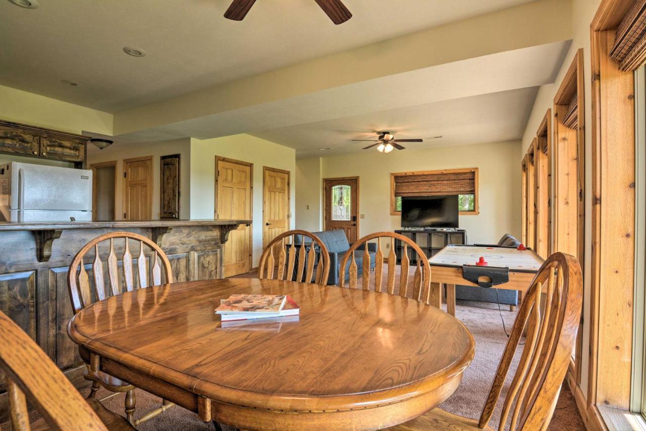 יוריקה ספרינגס Spacious Log Cabin With Fire Pit And Game Room! מראה חיצוני תמונה