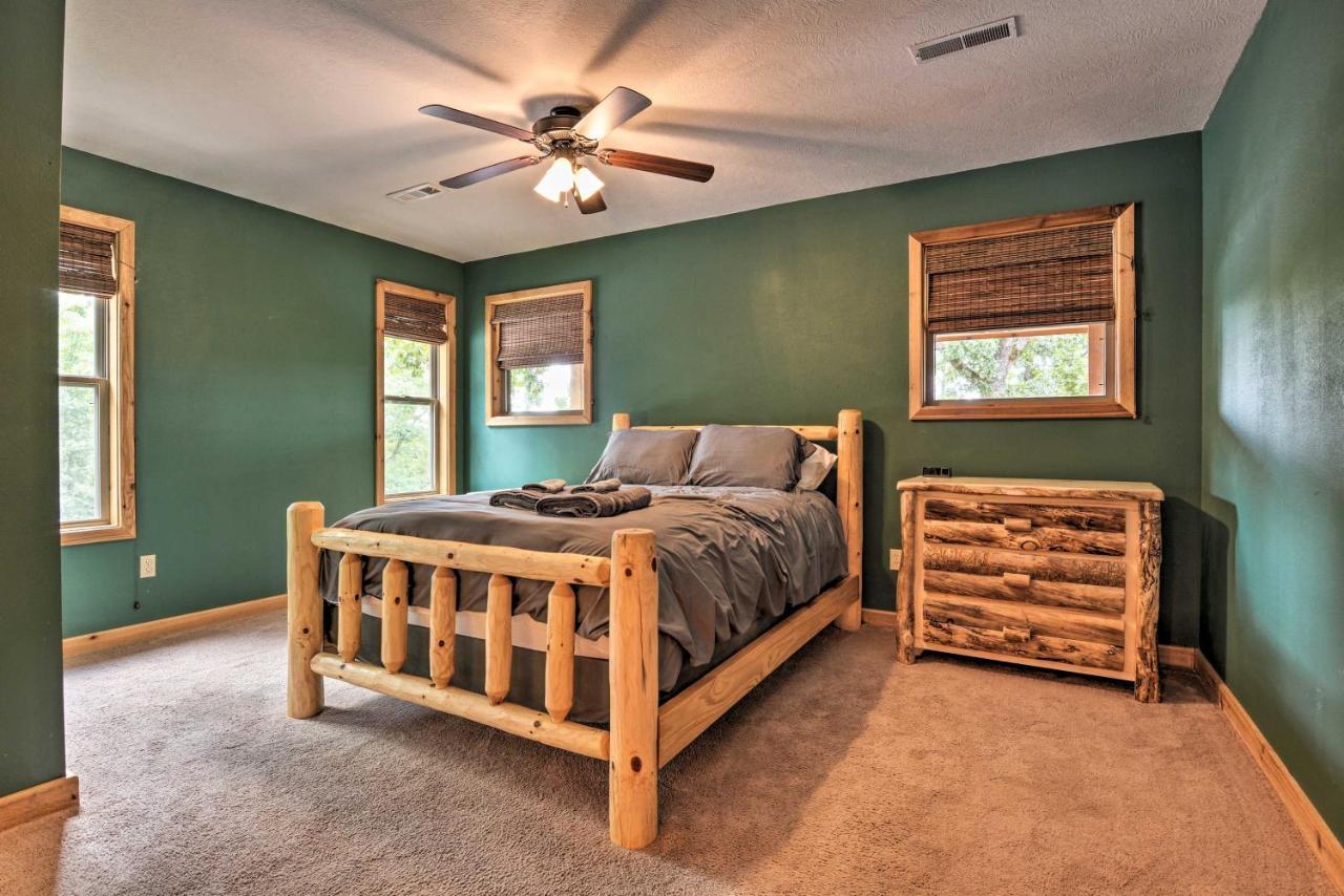 יוריקה ספרינגס Spacious Log Cabin With Fire Pit And Game Room! מראה חיצוני תמונה